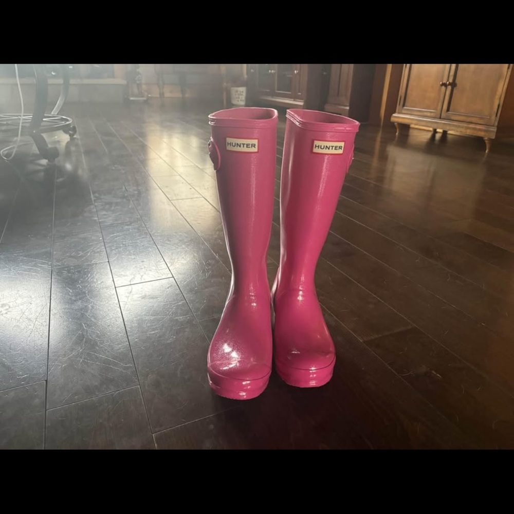 Hunter Fuchsia Tall Boots